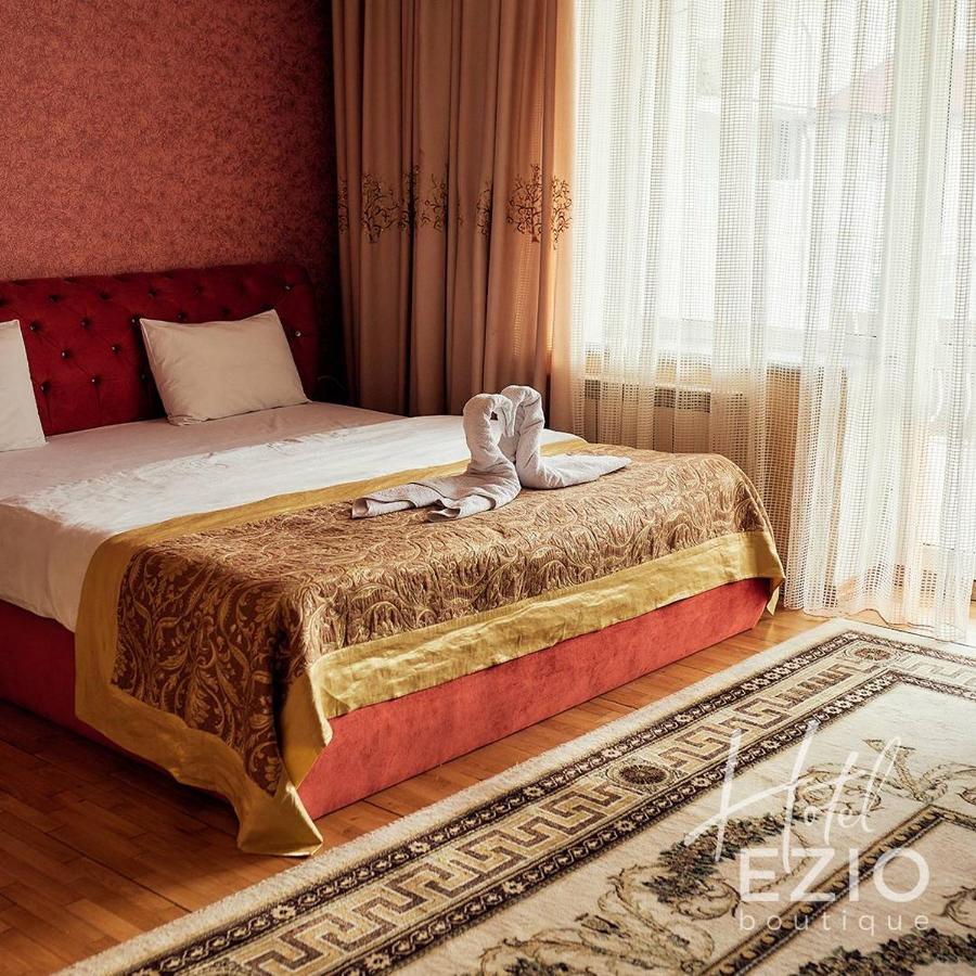 Santorini Hotel Codru Luaran gambar