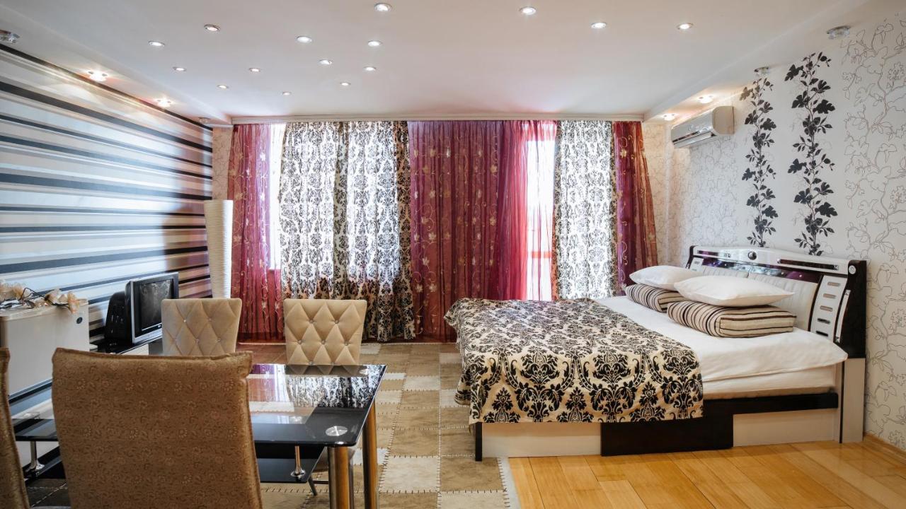 Santorini Hotel Codru Luaran gambar