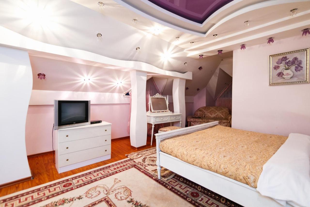 Santorini Hotel Codru Luaran gambar